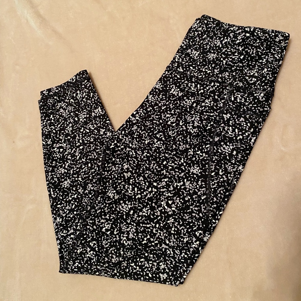Old Navy Powersoft spotted leggings